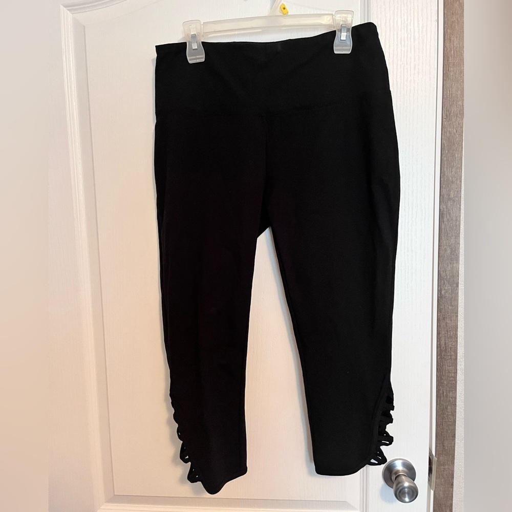 Soft surroundings crop legging black size M
